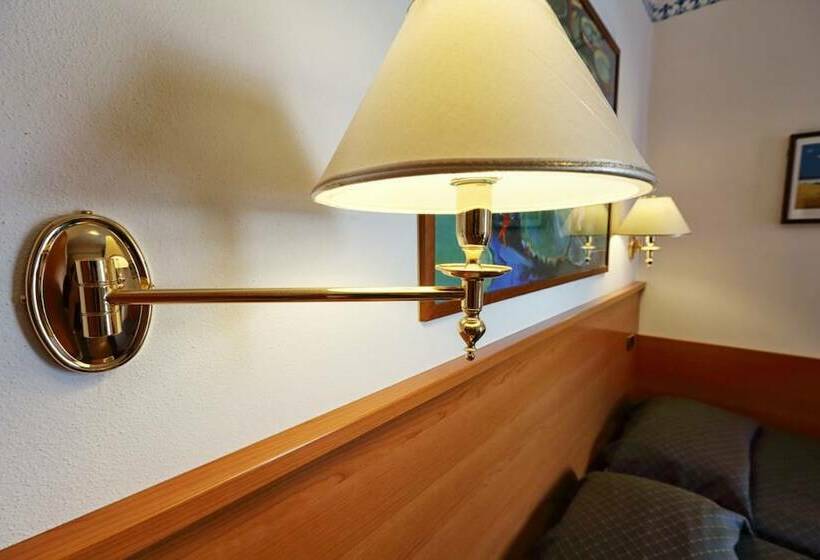 غرفة قياسية, La Serena