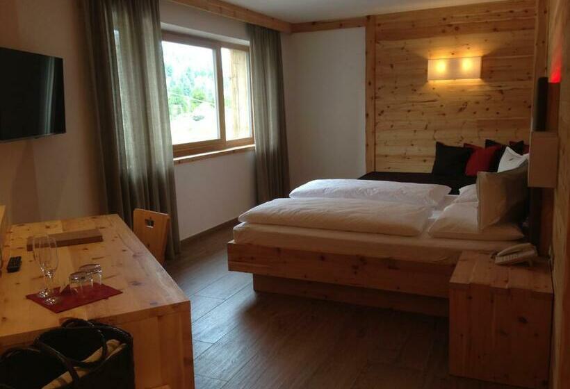 Номер Стандарт, Passo Sella Dolomiti Mountain Resort