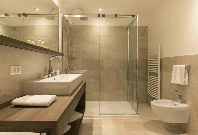 Номер Стандарт, Passo Sella Dolomiti Mountain Resort