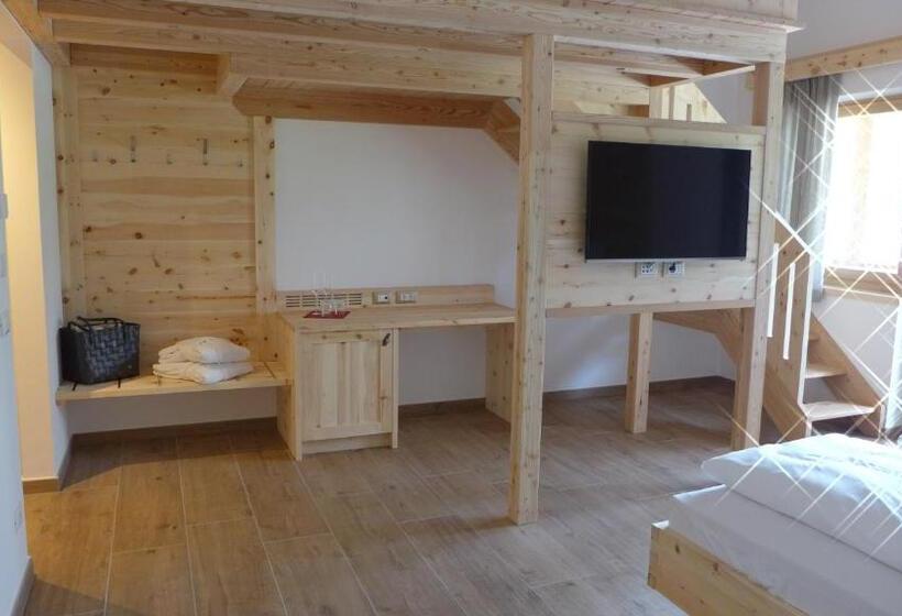 Полулюкс, Passo Sella Dolomiti Mountain Resort