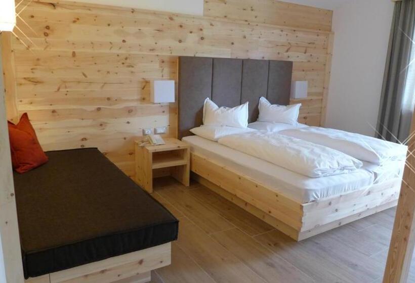 Полулюкс с Видом, Passo Sella Dolomiti Mountain Resort