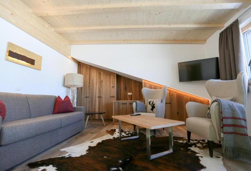 Люкс Кровать Кинг, Passo Sella Dolomiti Mountain Resort
