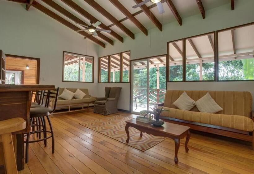 בית, חדר שינה 1, Sweet Songs Jungle Lodge