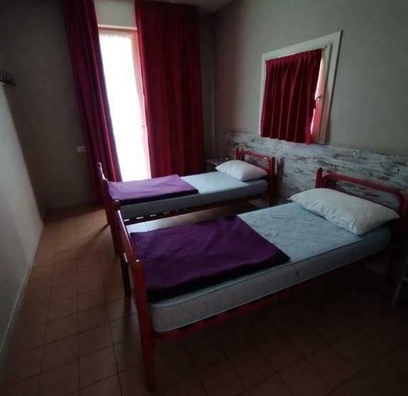 Номер Стандарт Совместная Ванная, Ostello Torino