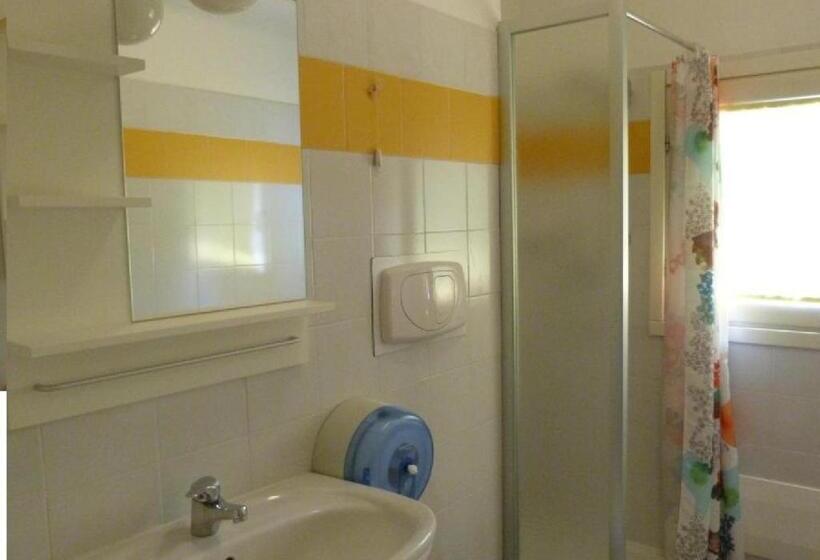 Номер Стандарт Индивидуальный Совместная Ванная, Ostello Torino