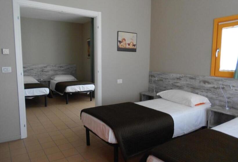 Кровать в Общей Комнате, Ostello Torino