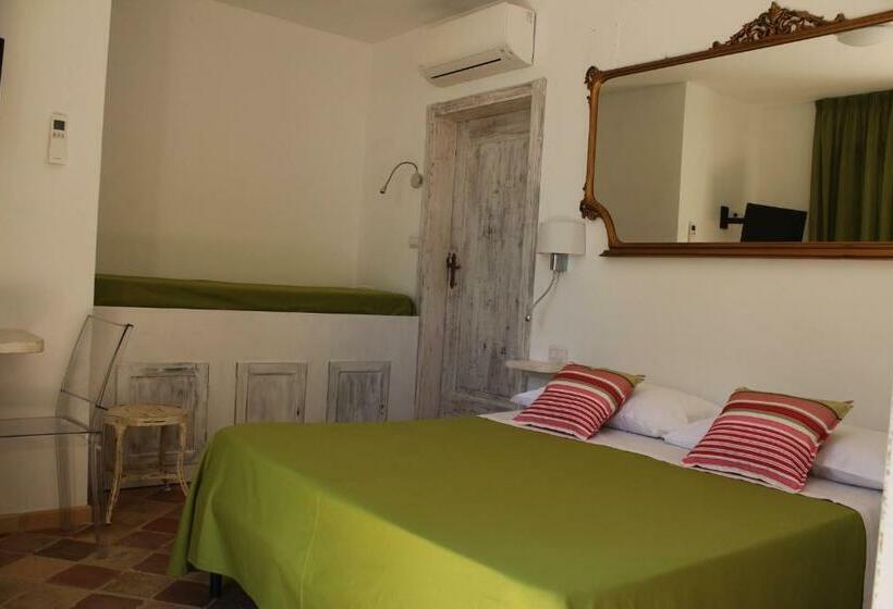 غرفة قياسية ثلاثية, Villa Cri Cri B&b Di Charme