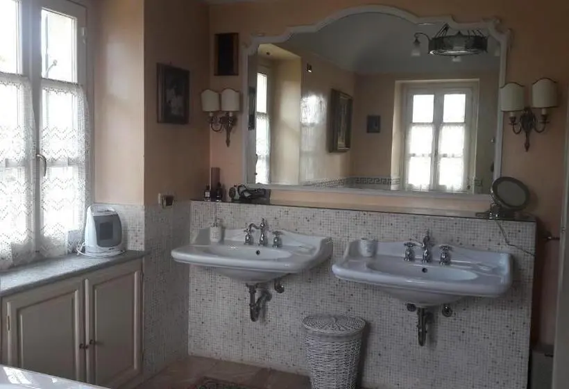 プールビュースイート, Villa Mirano Bed & Breakfast