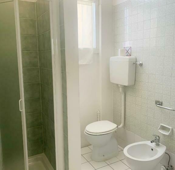 اتاق استاندارد, B&b 52cento