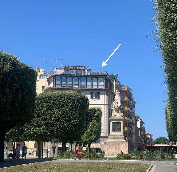 اتاق استاندارد, B&b 52cento