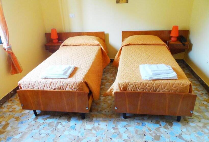 חדר משפחתי, B&b Civico 115