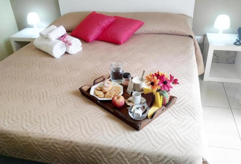 חדר סטנדרט עם מרפסת, B&b Civico 115