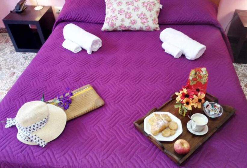 חדר סטנדרט עם מרפסת, B&b Civico 115