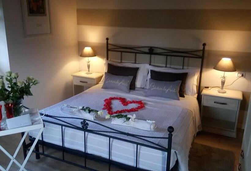 חדר דלוקס נוף לעיר, B&b Ronco Degli Ulivi