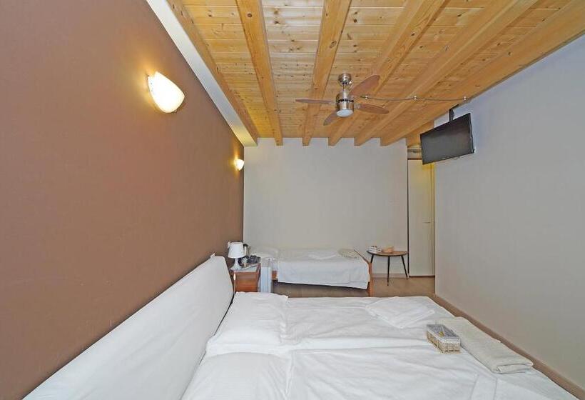 コンフォートトリプルルーム, B&b San Rocco