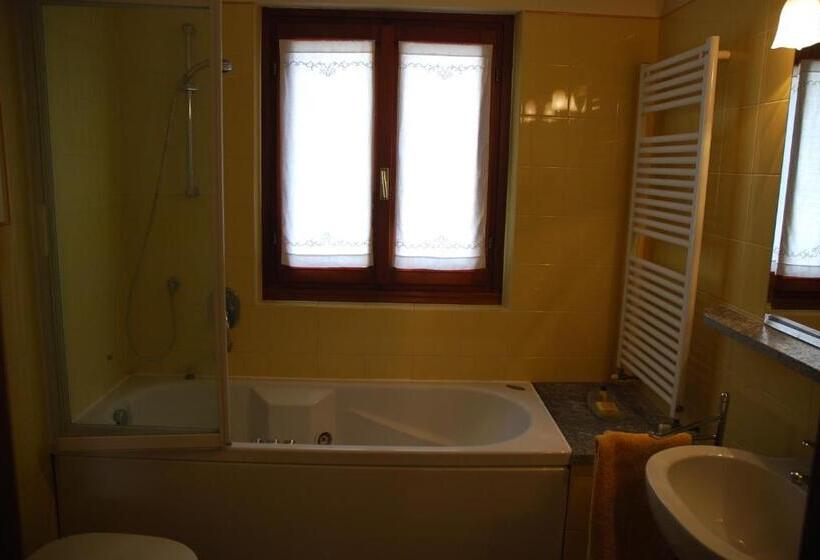 Comfort room with balcony, B&b Selve Di Rogaro