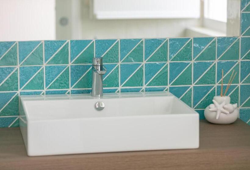 חדר סטנדרט, Aldarogi