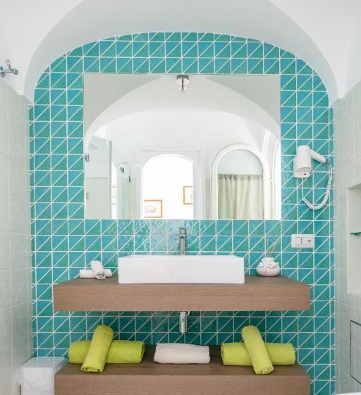 חדר סטנדרט, Aldarogi