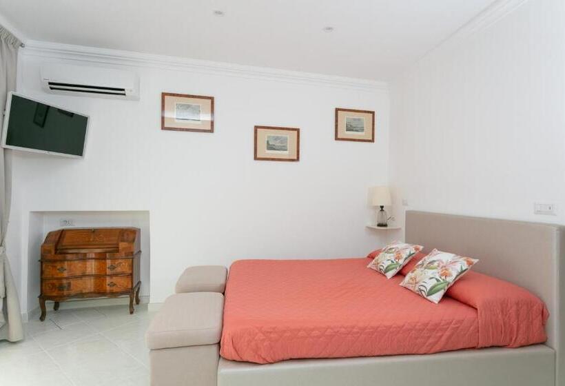 חדר סטנדרט, Aldarogi