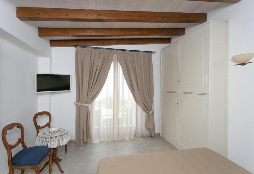 חדר דלוקס נוף לים, Aldarogi