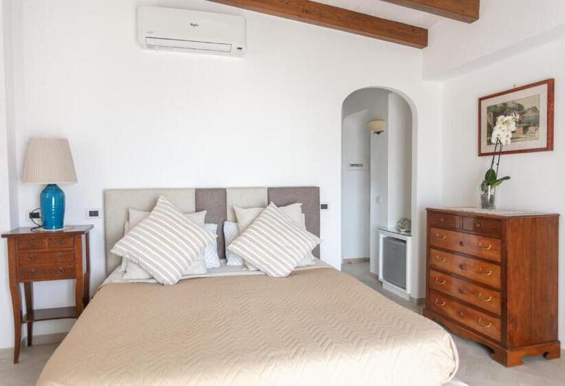 חדר דלוקס נוף לים, Aldarogi