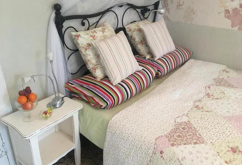 Номер Стандарт, Casa Rosalie