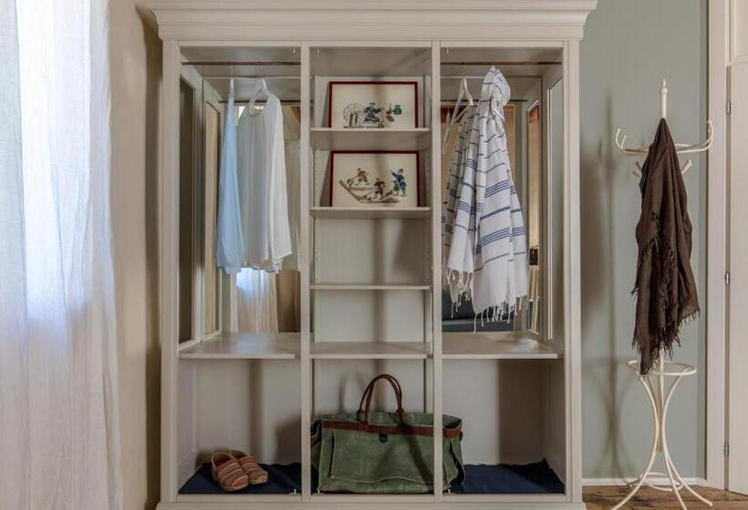 スタンダードトリプルルームの外観-バスルーム, Casabiondani Lazise