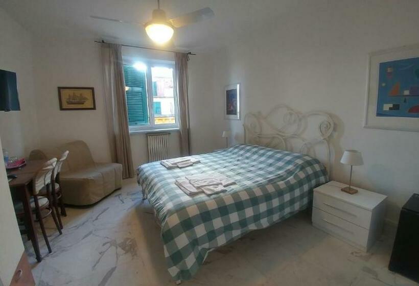 اتاق لوکس, La Casa Sui Tetti