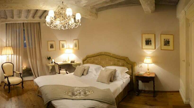 디럭스 룸, La Corte Di Ambra