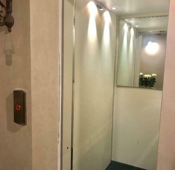 스위트, La Corte Di Ambra