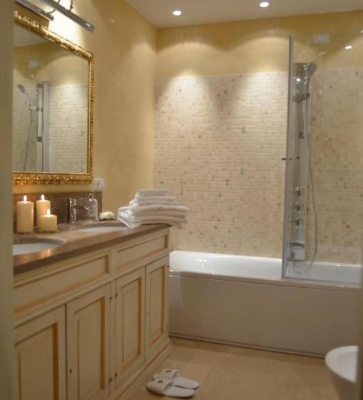 주니어 스위트, La Corte Di Ambra