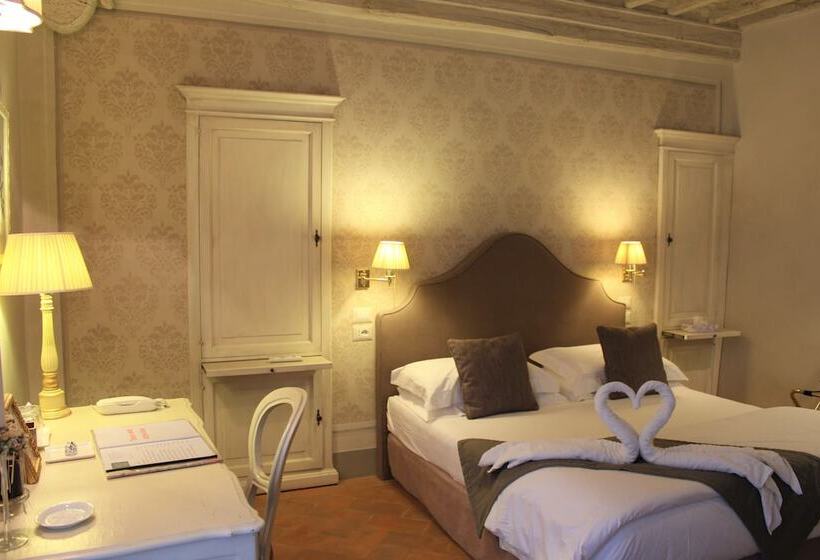 디럭스 룸, La Corte Di Ambra