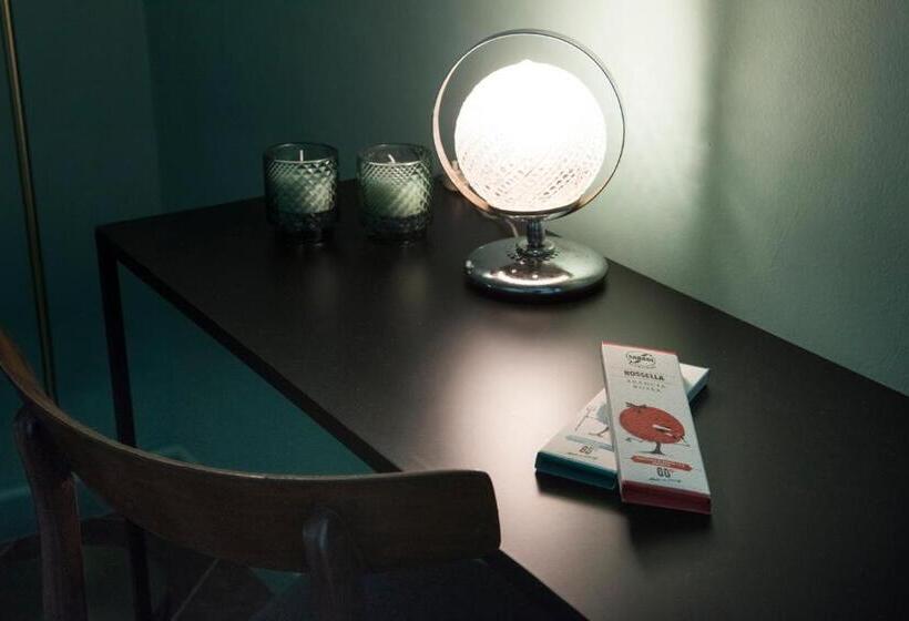 اتاق لوکس با چشم‌انداز شهر, Le Stanze Del Cioccolato