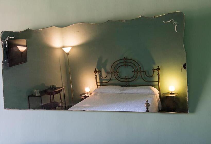 اتاق لوکس با چشم‌انداز شهر, Le Stanze Del Cioccolato