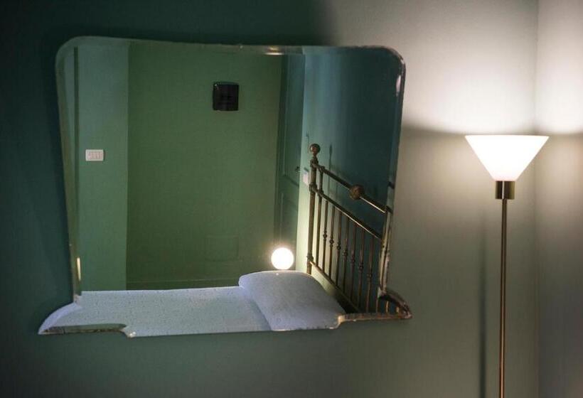 آپارتمان 1 خوابه با تراس, Le Stanze Del Cioccolato