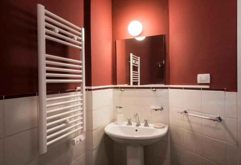 اتاق لوکس با بالکن, Le Stanze Del Cioccolato