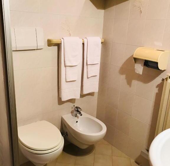 スタンダードトリプルルーム, Rifugio Capanna Passo Valles