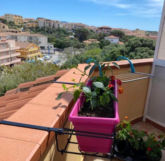 غرفة ديلوكس مزودة بشرفة, Villa Le Bougainvillea