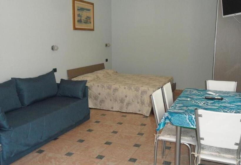 חדר סטודיו סטנדרד, Cinzia