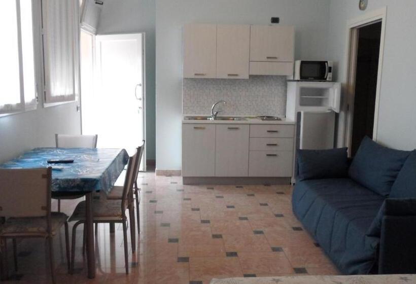 חדר סטודיו סטנדרד, Cinzia