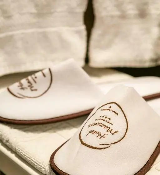 اتاق یک تخته با تراس, Mazzanti