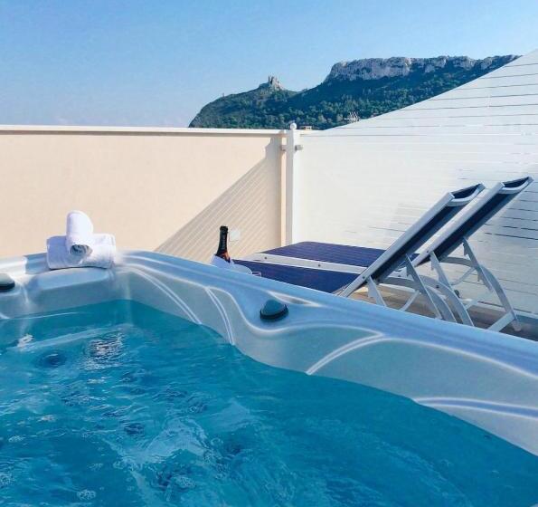 חדר דלוקס נוף לים, Nautilus