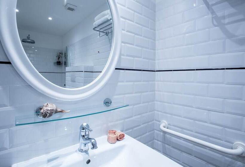 חדר סטנדרט נוף לים, Nautilus