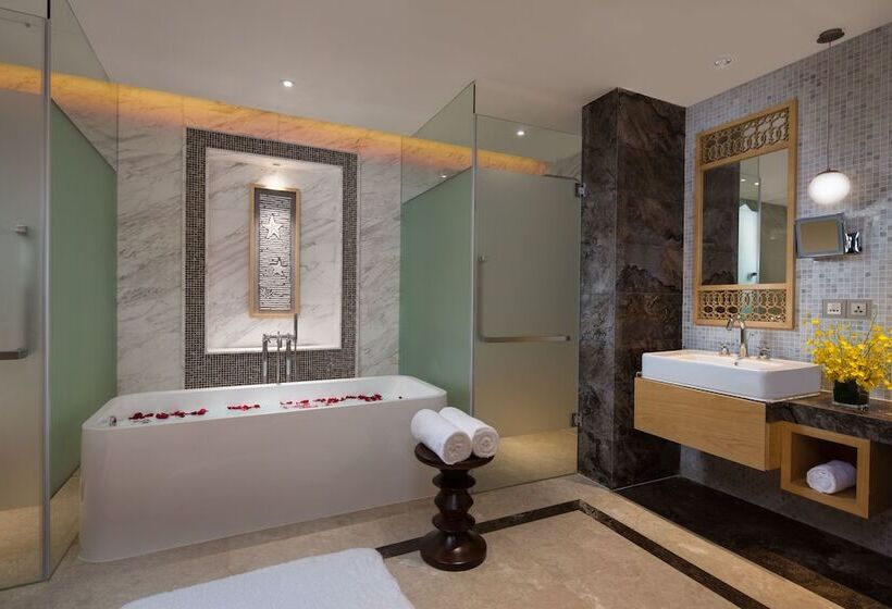 جناح مطلّ علي الحديقة, Thousand Cranes Sanya Yazhou Bay Int L Exchange Centre