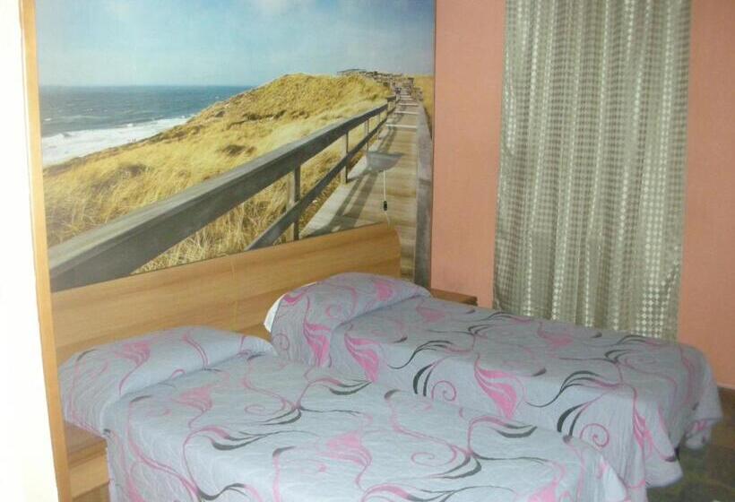 חדר סטנדרט, Total