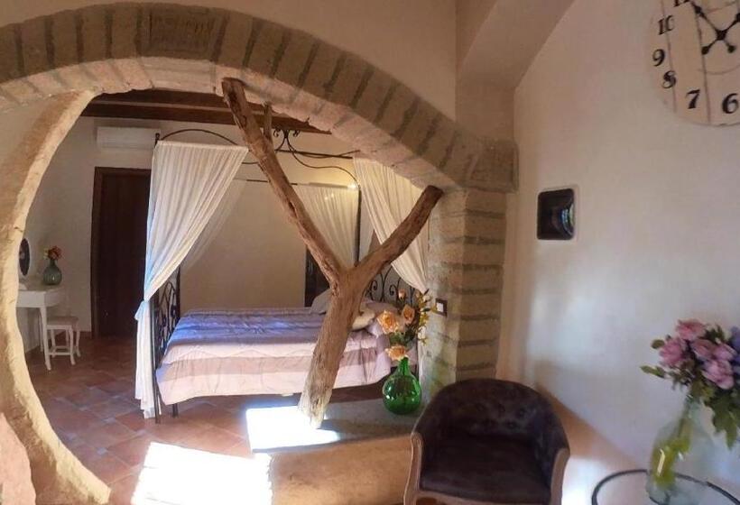 디럭스 스위트, Il Giardino Dei Flintstones B&b