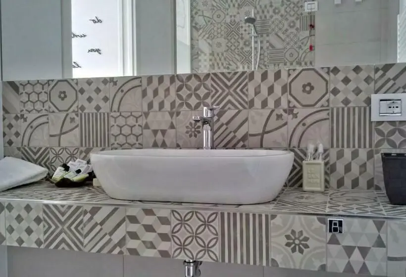 オーシャンビューデラックスルーム, Villa Capodarco B&b