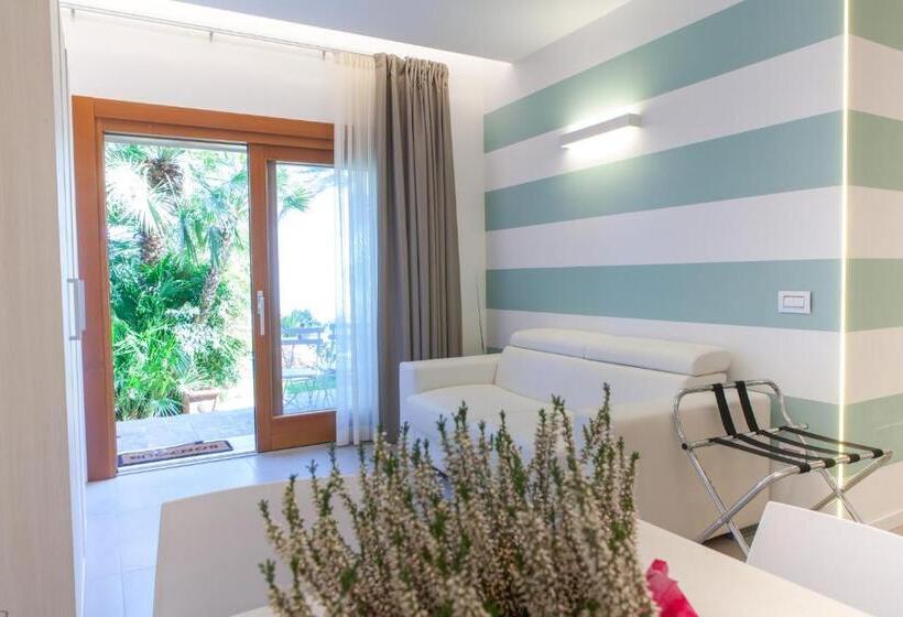 جناح مطلّ علي البحر, Villa Capodarco B&b