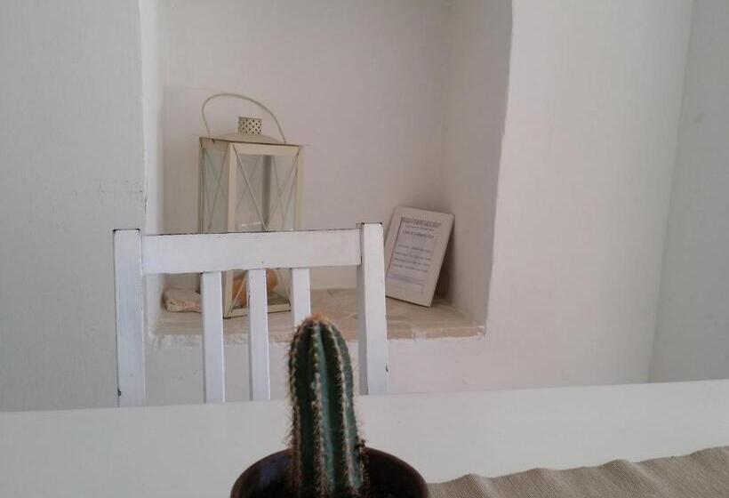 חדר סטודיו סטנדרד, Corte Moline