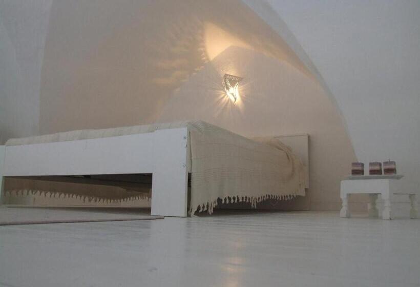 חדר סטודיו סטנדרד, Corte Moline